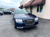 Used 2017 Chrysler 300 C image 2