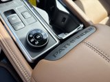 New 2025 Nissan Pathfinder Platinum image 2