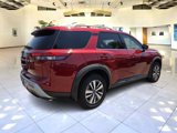 New 2025 Nissan Pathfinder SL image 4