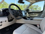 Used 2023 Jeep Wagoneer L Series II image 6