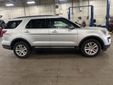 Used 2018 Ford Explorer XLT w/ Equipment Group 202A image 2