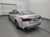Used 2023 Nissan Altima 2.5 SV image 5