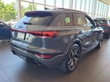 New 2025 Audi SQ6 e-tron Prestige image 5