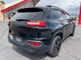 Used 2018 Jeep Cherokee Latitude w/ Altitude Package image 5