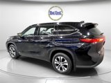 Used 2021 Toyota Highlander XLE image 5