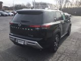 New 2025 Nissan Pathfinder Platinum w/ Cargo Package image 4