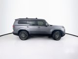 Used 2024 Lexus GX 550 image 5