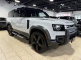 Used 2023 Land Rover Defender 130 X-Dynamic SE image 4