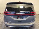 New 2025 Chrysler Pacifica Select image 5