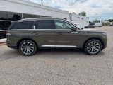 New 2025 Lincoln Aviator AWD w/ Equipment Group 101A image 2