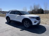 Certified 2022 Ford Explorer XLT w/ Equipment Group 202A image 2