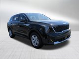 New 2025 Kia Sorento LX image 2