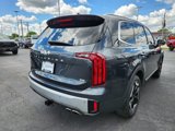 Used 2024 Kia Telluride S w/ S Sunroof Package image 4