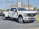New 2025 Ford F350 Platinum image 2
