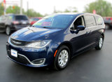 Used 2018 Chrysler Pacifica Touring Plus image 2