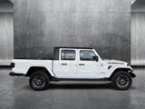 Used 2022 Jeep Gladiator Overland w/ Popular Equipment Package image 3