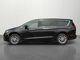 New 2025 Chrysler Pacifica Select image 3
