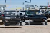 Used 2022 Chrysler Pacifica Touring-L image 5