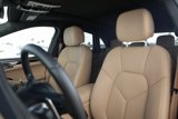 Certified 2024 Porsche Macan image 5