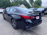 Used 2022 Nissan Altima 2.5 SR image 5