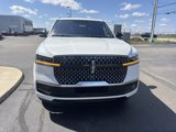 New 2025 Lincoln Navigator L Reserve image 2