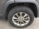 Used 2021 Jeep Cherokee Latitude Plus image 5