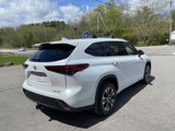 Used 2022 Toyota Highlander XLE image 5
