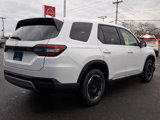New 2025 Honda Pilot EX-L image 3