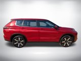 New 2025 Mitsubishi Outlander SE image 2