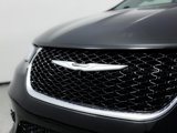 Used 2022 Chrysler Pacifica Limited image 4