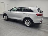 Used 2020 Kia Sorento AWD V6 image 3
