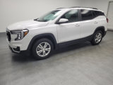 Used 2022 GMC Terrain SLE w/ Driver Convenience Package image 2
