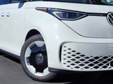 New 2025 Volkswagen ID. Buzz Pro S image 2