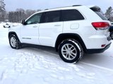 Used 2017 Jeep Grand Cherokee Laredo w/ Quick Order Package 23E image 6