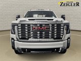 Used 2024 GMC Sierra 3500 Denali image 2