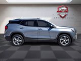 Used 2021 GMC Terrain SLT image 2