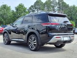 New 2025 Nissan Pathfinder Platinum image 5