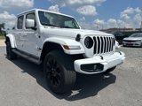 Used 2023 Jeep Gladiator Overland image 3