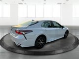 Used 2022 Toyota Camry SE image 4