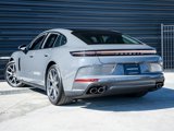 Used 2025 Porsche Panamera image 3