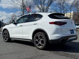 Used 2022 Alfa Romeo Stelvio Ti image 2