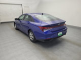 Used 2022 Hyundai Elantra SE image 5