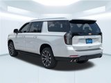 New 2025 Chevrolet Suburban High Country image 4