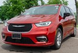 New 2025 Chrysler Pacifica Select image 2