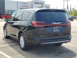 New 2026 Chrysler Pacifica Select image 3