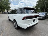 New 2025 Lincoln Navigator L Reserve image 4