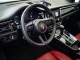 Used 2024 Porsche Macan image 4
