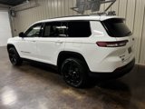 Used 2022 Jeep Grand Cherokee L Laredo image 5