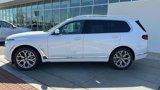 New 2025 BMW X7 xDrive40i w/ Parking Assistance Package image 3
