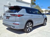 New 2025 Mitsubishi Outlander SEL image 5